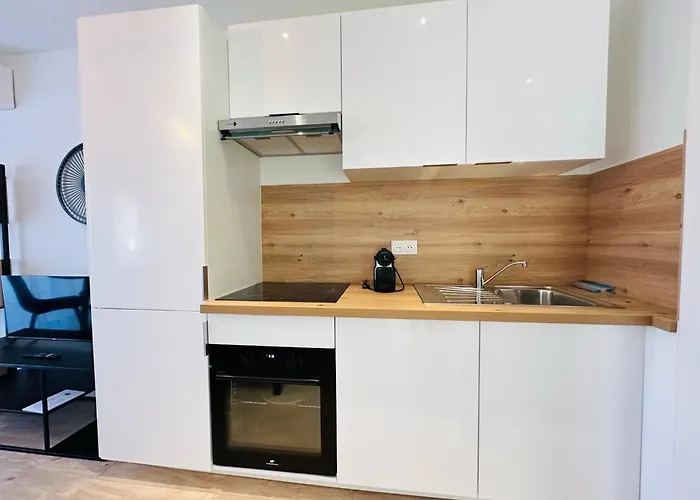 Loti Apartment *